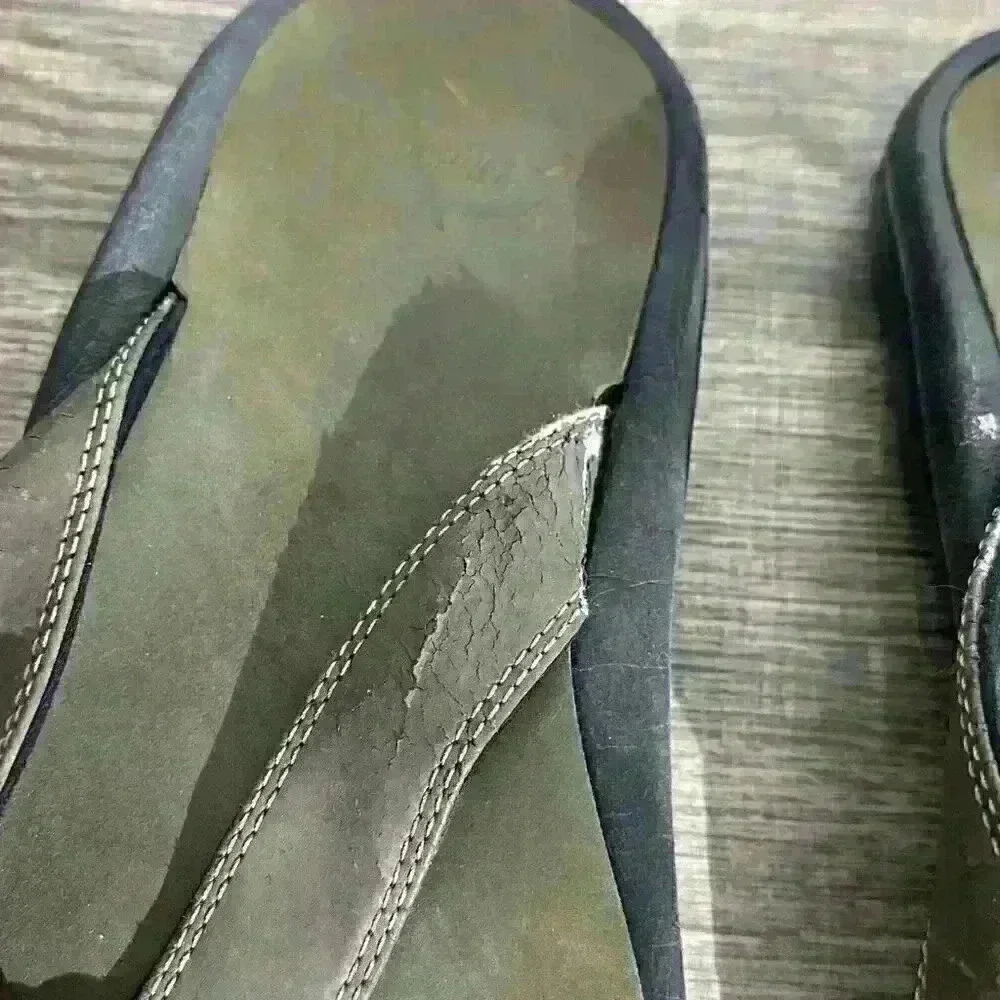 OluKai Ohana Men's Beach Sandals - Black/ Green‎ Size 14
